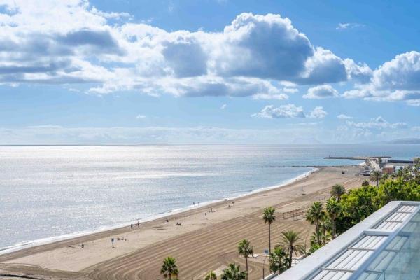 Продажа квартиры на Piso en Puerto de Estepona, Estepona, Эстепона
photo 1