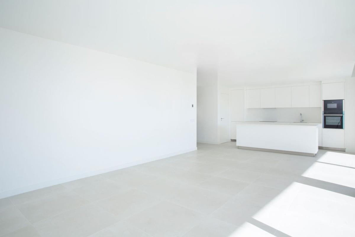 Sale of apartment in Piso en Avenida 8 de Marzo, El Higuerón, Fuengirola, Fuengirola
photo 2