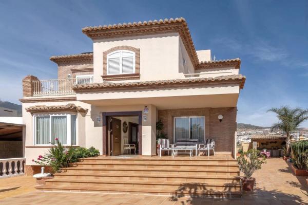 Casa o chalet independiente en Cortijo Torrequebrada, Benalmádena thumbnail 1