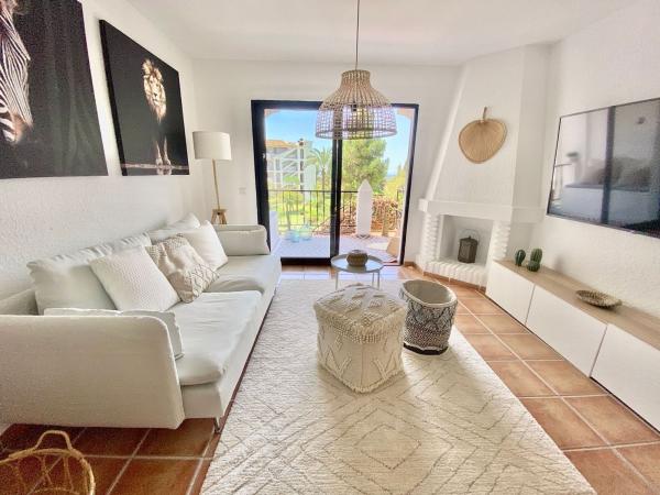 Продажа квартиры на Piso en Libra De Riviera, Riviera del Sol, Mijas, Михас
photo 1
