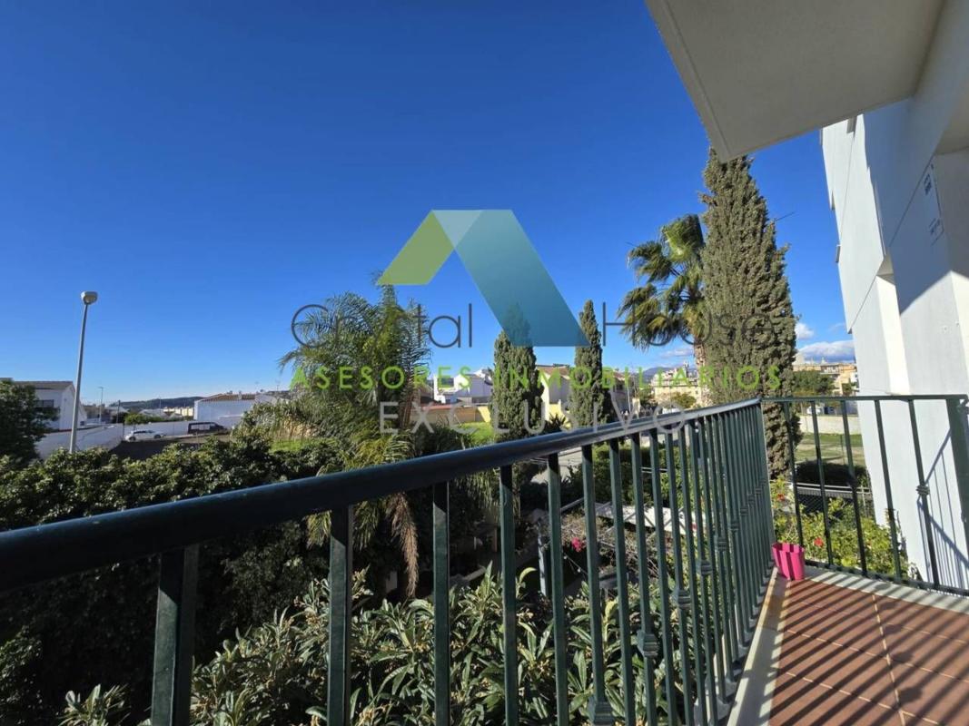 Sale of apartment in Piso en El Limonar, Vélez-Malaga, Vélez-Málaga
 photo 4