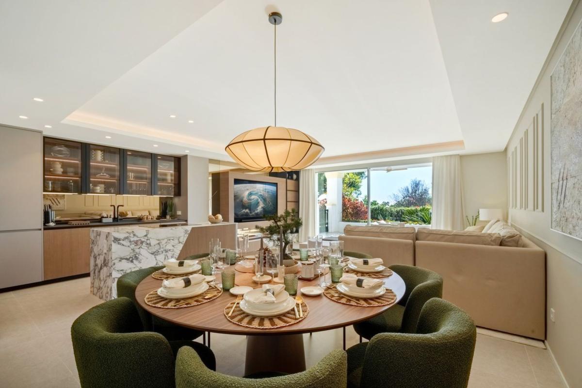 Venta de piso en Piso en Urbanización Monte Paraíso, 8, Lomas de Marbella Club, Marbella, Marbella
 photo 3
