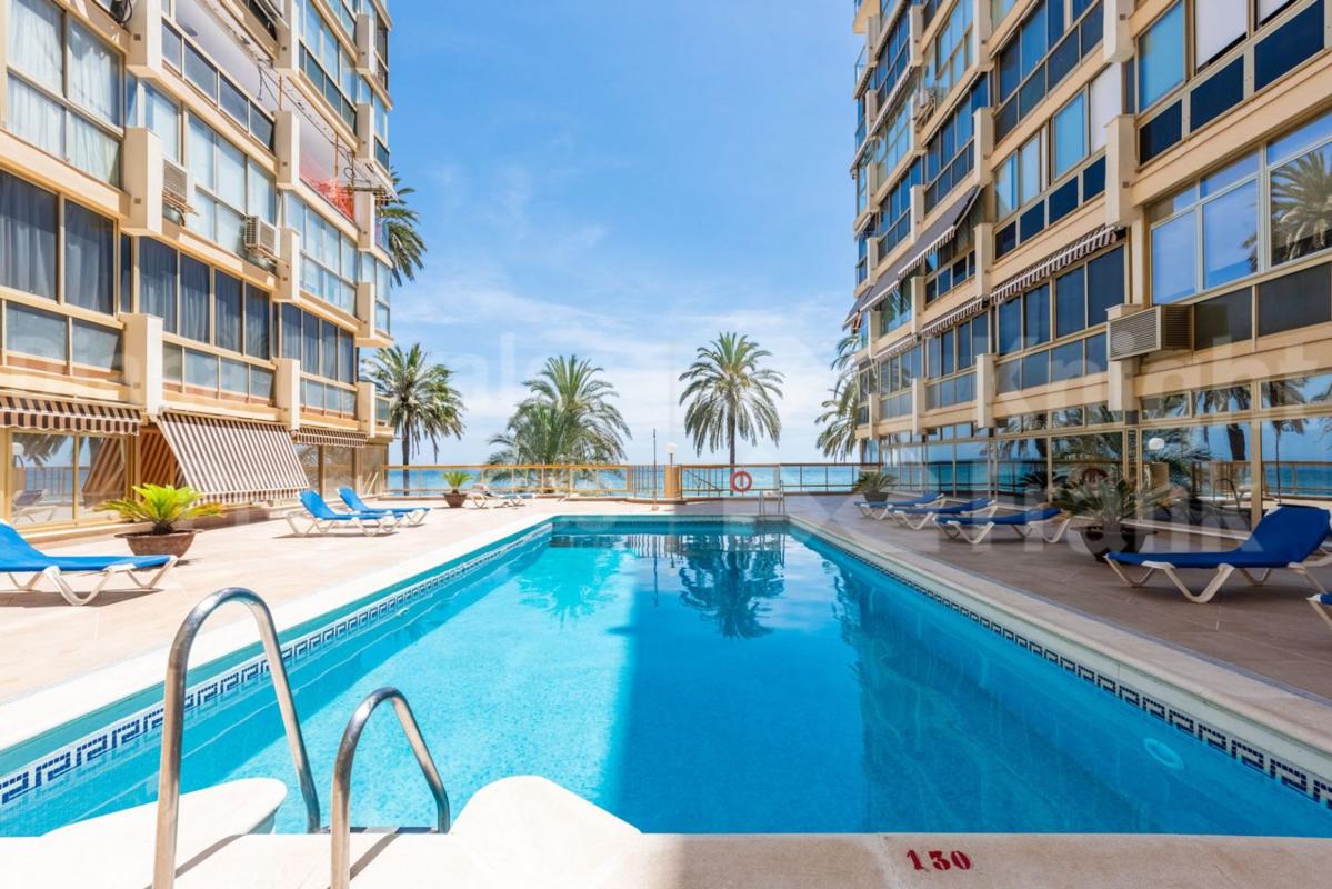 Venta de piso en Piso en Casco Antiguo, Marbella, Marbella
 photo 2