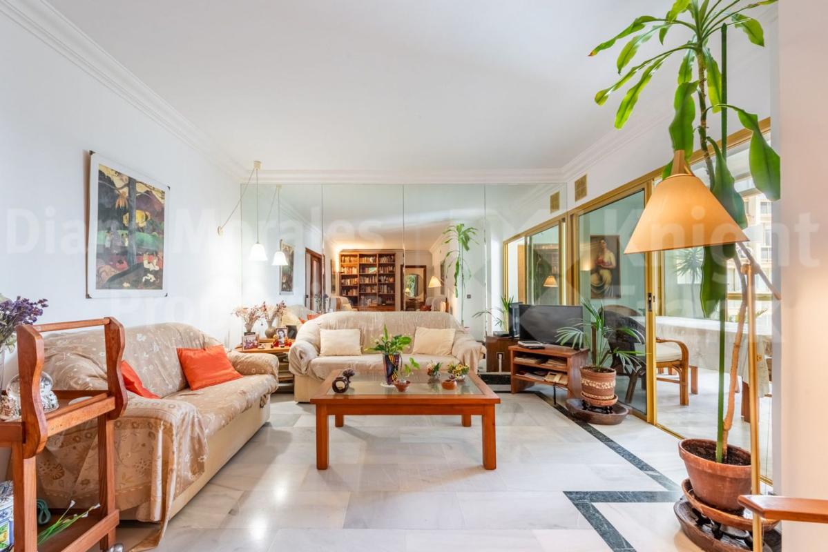 Venta de piso en Piso en Casco Antiguo, Marbella, Marbella
 photo 4