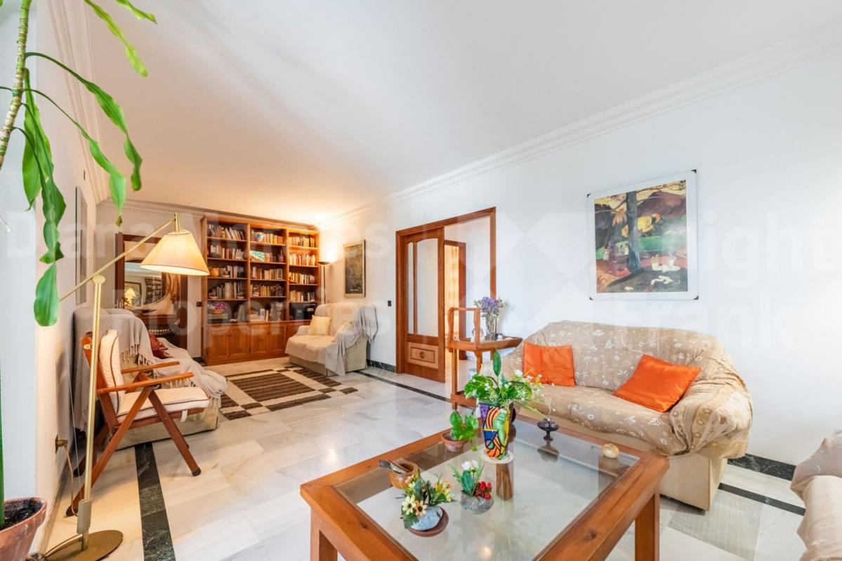 Venta de piso en Piso en Casco Antiguo, Marbella, Marbella
 photo 5