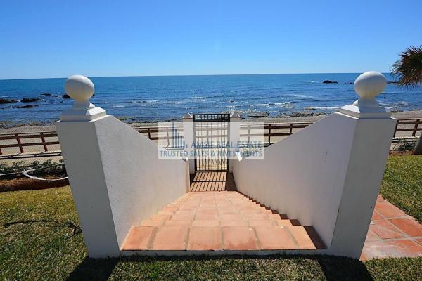 Продажа квартиры на Piso en Playa Lucera s/n, Sitio de Calahonda, Mijas, Михас
photo 1