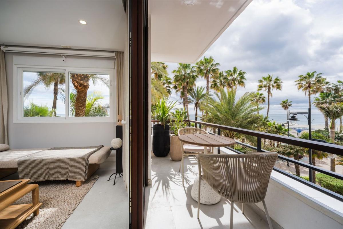 Продажа квартиры на Piso en Calle Alborán, 11, Puerto de Estepona, Estepona, Эстепона
photo 2