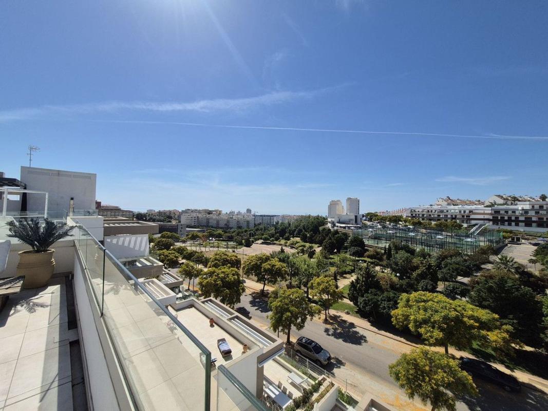 Продажа дуплекса на Dúplex en Calle Hungría, Huerta Nueva, Estepona, Эстепона photo 3
