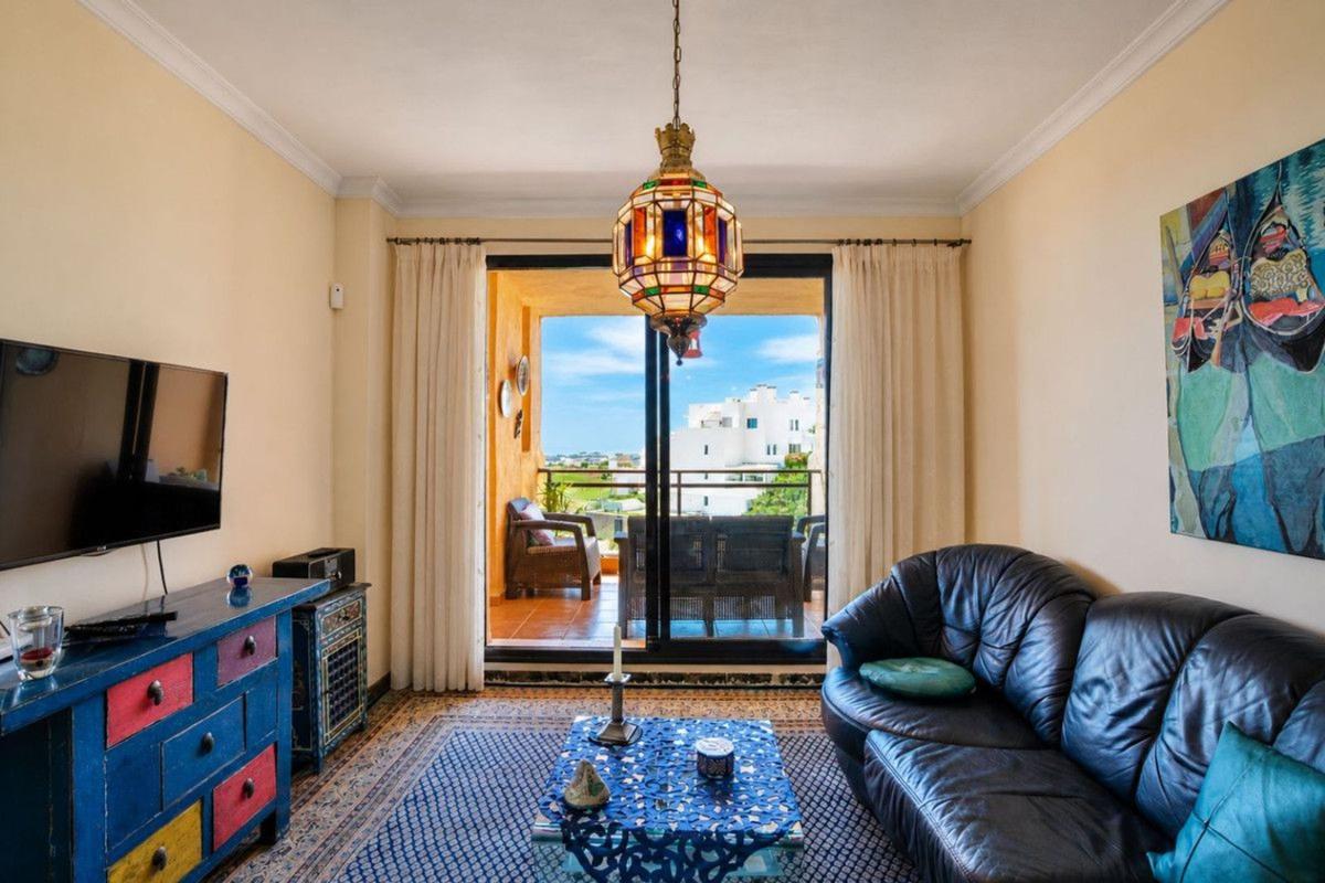 Продажа квартиры на Piso en Urbanizacion Cortijo Colorado, La Cala de Mijas, Mijas, Михас
 photo 3