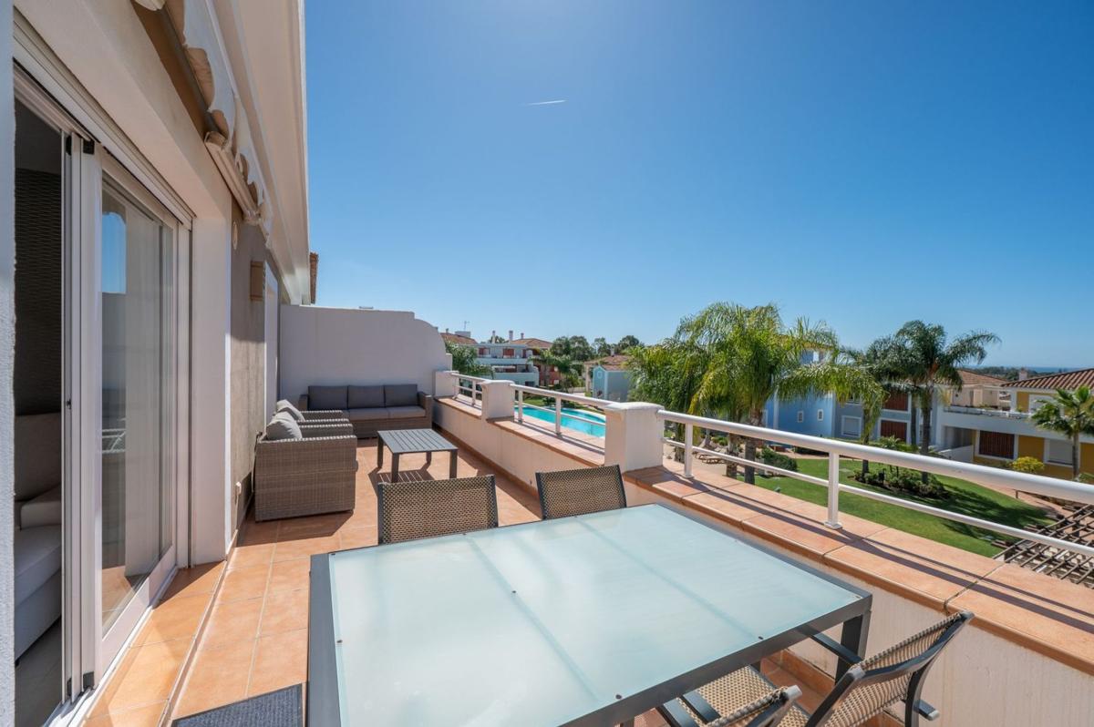 Продажа пентхауса на Ático en Calle Alqueria, Paraiso-Barronal, Estepona, Эстепона photo 1