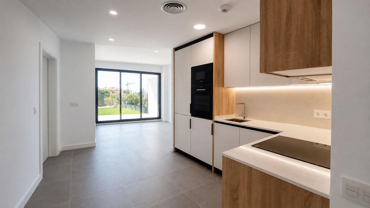Продажа квартиры на Piso en Lugar Urbanizacion Playa Marina, Calaburra - Chaparral, Mijas, Михас
photo 3