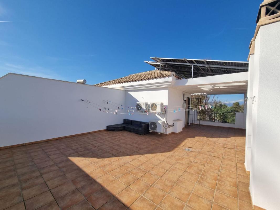 Properties for sale and rent in Spain photo 3