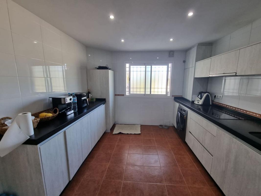 Properties for sale and rent in Spain photo 4
