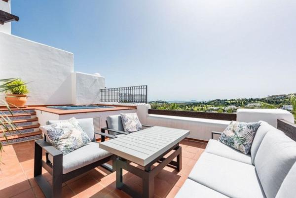 Duplex en venta en Dúplex en Urbanizacion Capanes, 2 t, La Alquería, Benahavís, Benahavís thumbnail 2