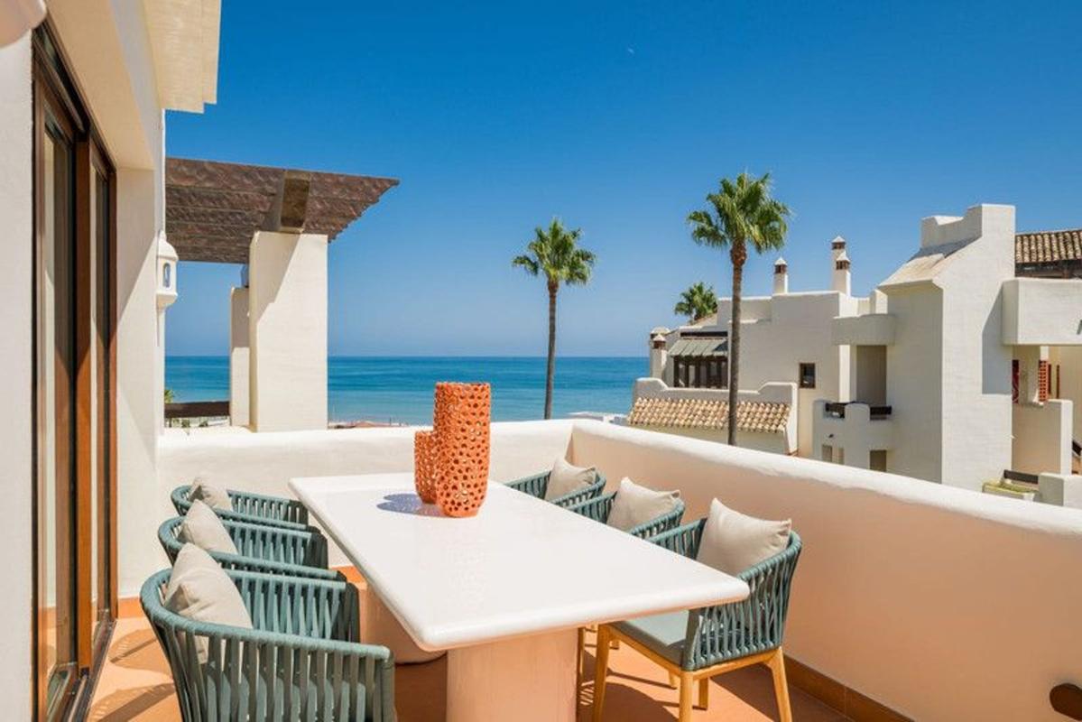 Sprzedaż duplexu w Dúplex en Urbanizacion Bahia Del Velerin, 1, El Velerín, Estepona, Estepona photo 1
