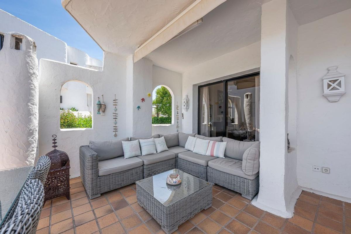Duplex sale in Dúplex en Calle Sierra Bermeja, 101 a, Lomas de Marbella Club, Marbella, Marbella photo 3