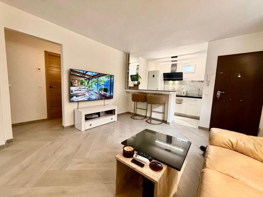 Sprzedaż mieszkania w Piso en Urbanización Hacienda Beach, 13, El Velerín, Estepona, Estepona
 photo 2