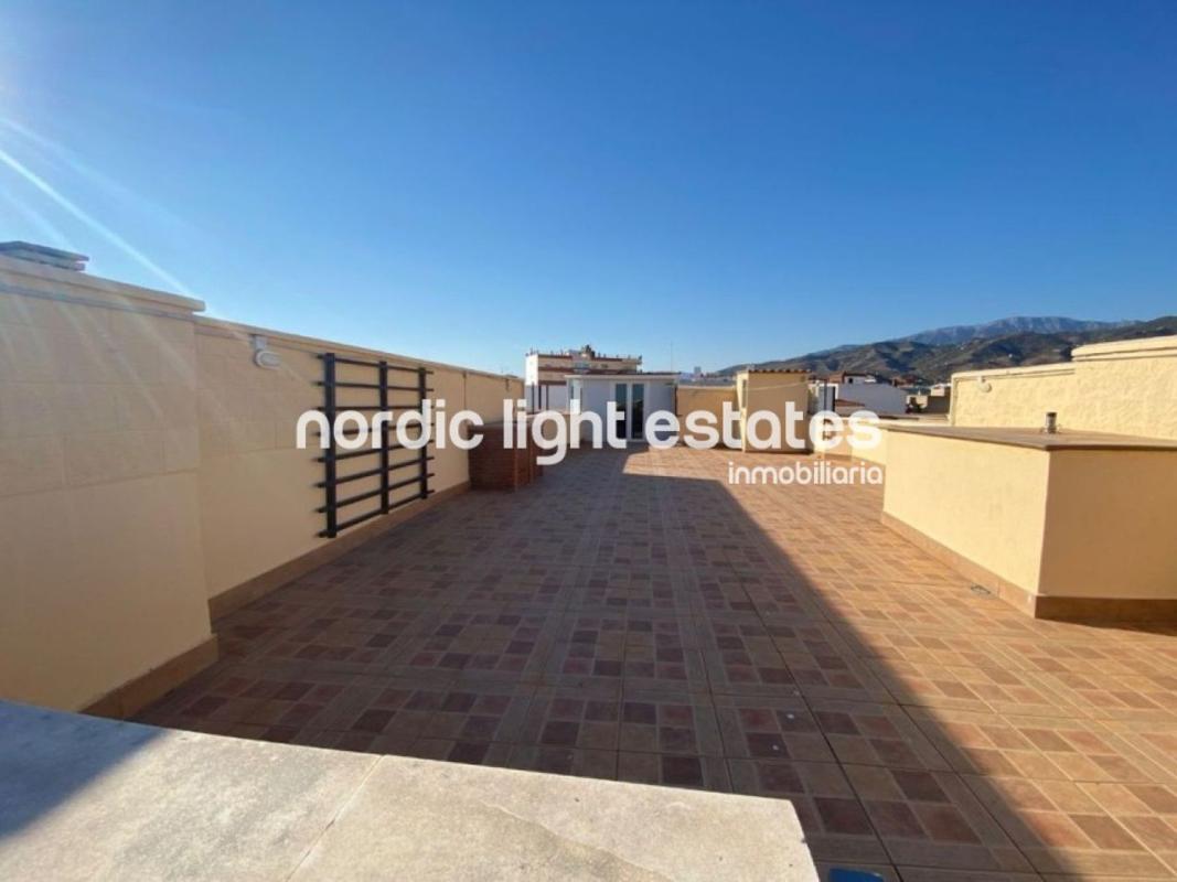 Venta de piso en Piso en Camino Viejo de Málaga, Vélez-Malaga, Vélez-Malaga
photo 3