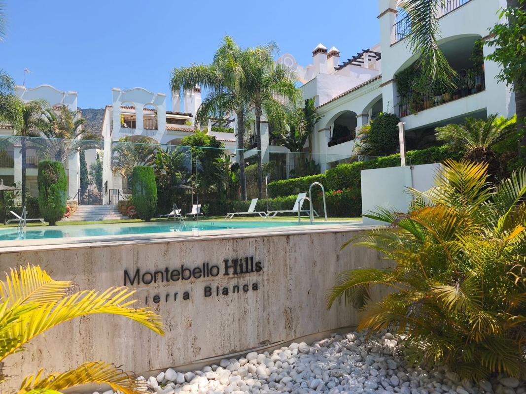 Venta de piso en Piso en Calle Lago de los Cisnes, Nagüeles, Marbella, Marbella
photo 1