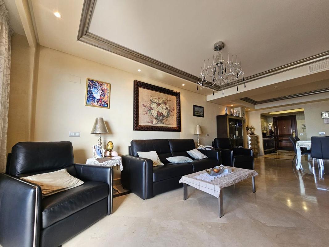 Venta de piso en Piso en Urbanizacion Mar Azul, 2 -r, Kempinski, Estepona, Estepona
photo 3