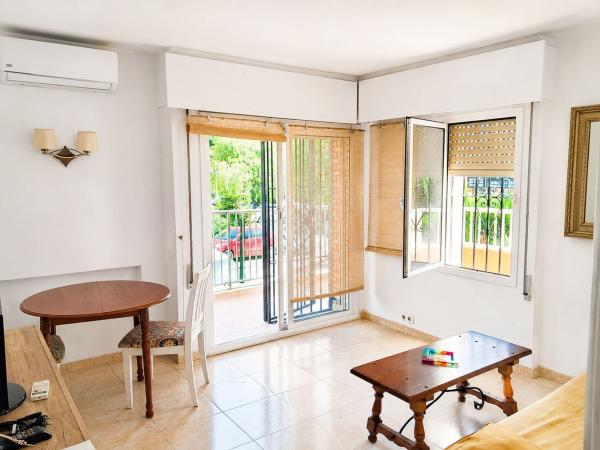 Venta de piso en Piso en Parque de la Paloma, Benalmádena, Benalmádena
thumbnail 1