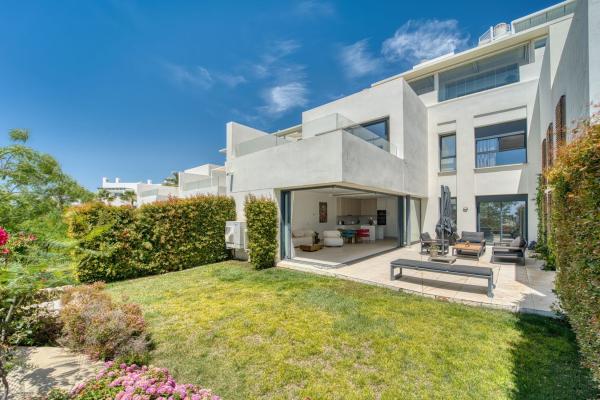 Chalet adosado en Carretera Casares s/n, Casares Golf - Casares del Sol, Casares photo 1