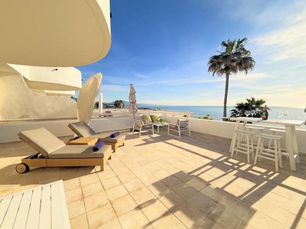 Venta de piso en Piso en N-340, Buenas Noches, Estepona, Estepona
photo 1