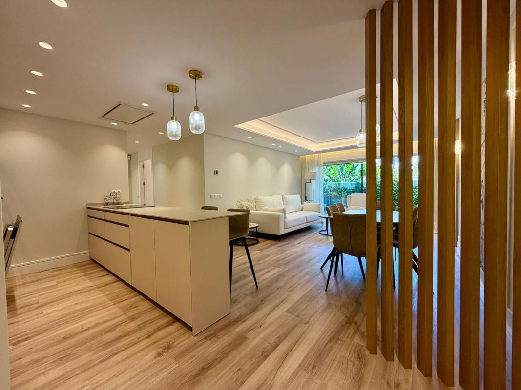 Venta de piso en Piso en San Pedro Pueblo, Marbella, Marbella
photo 1