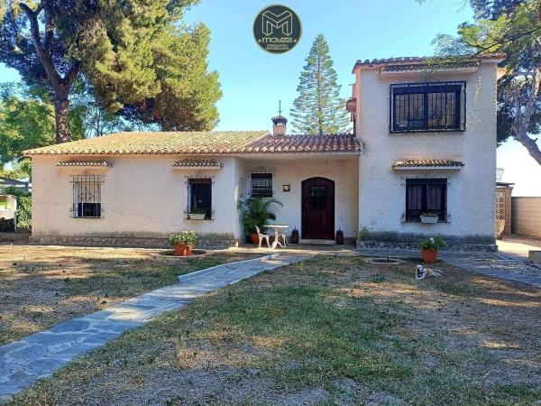 Chalet independiente en venta en Casa o chalet en Pinares de San Antón, Málaga, Málaga
thumbnail 1