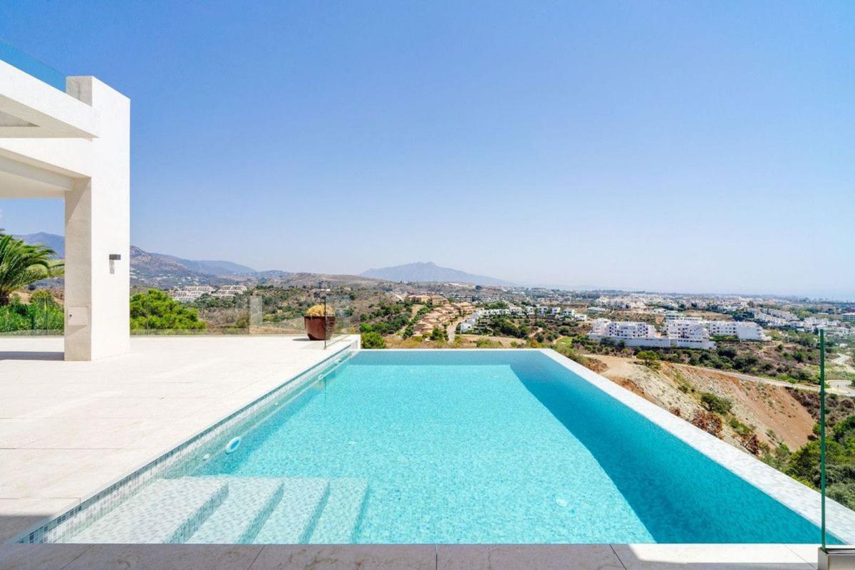 Properties for sale and rent in Spain photo 2
