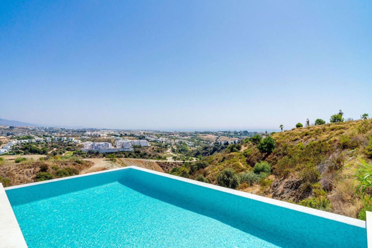 Properties for sale and rent in Spain photo 5