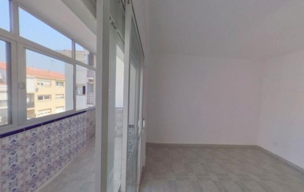 Venta de piso en Piso en Plaza las Delicias, Puerto de Estepona, Estepona, Estepona
thumbnail 1