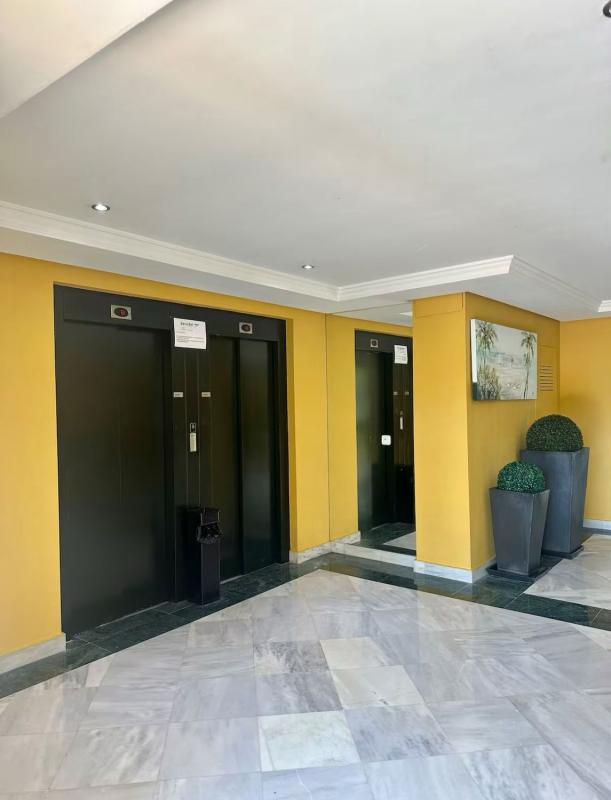 Venta de piso en Piso en Del Angel-nva Andalucia, 109, La Dama de Noche-La Alzambra, Marbella, Marbella
 photo 4
