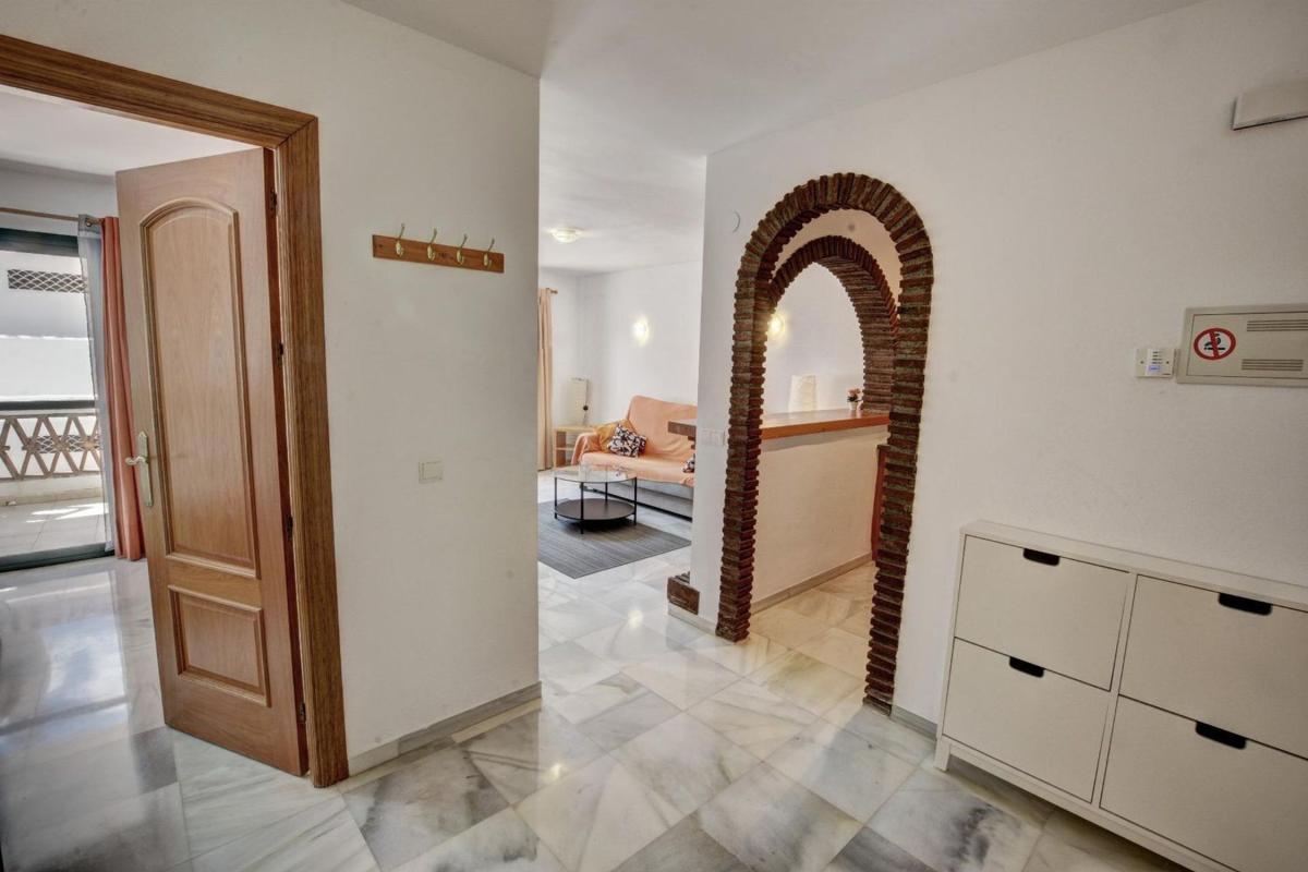 Venta de piso en Piso en Calle Quilla, Zona Centro Comercial Torrequebrada, Benalmádena, Benalmádena
 photo 4