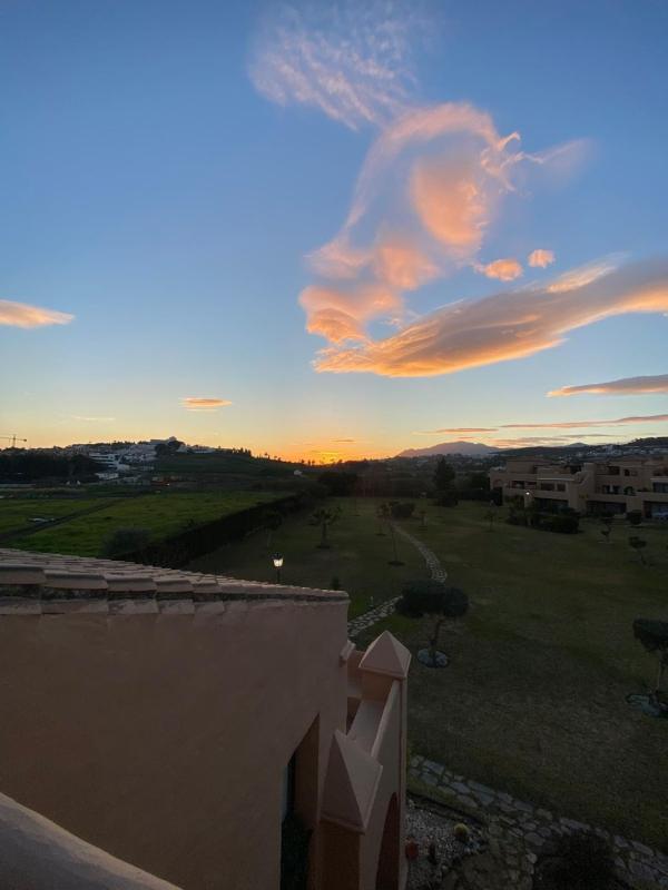 Venta de ático en Ático en Nueva Atalaya, Estepona, Estepona photo 3