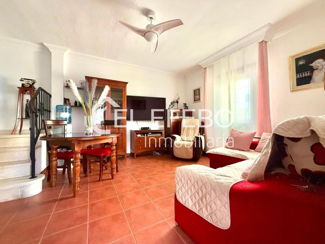 Sale of independent chalet in Casa o chalet en Zona Fuentemora, Antequera, Antequera
photo 3