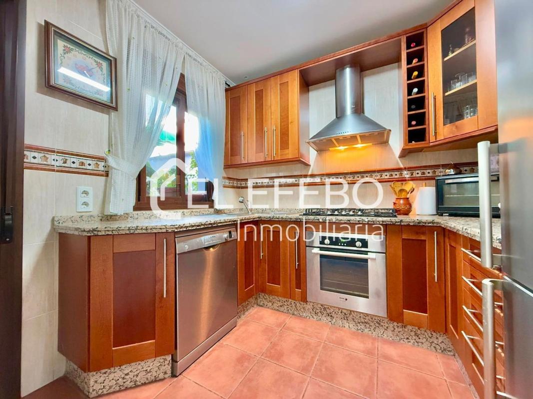 Sale of independent chalet in Casa o chalet en Zona Fuentemora, Antequera, Antequera
photo 5