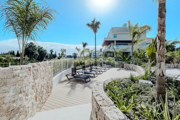 Venta de piso en Piso en Urbanización Lomas de Río Verde, Las Lomas de Río Verde, Marbella, Marbella
thumbnail 2