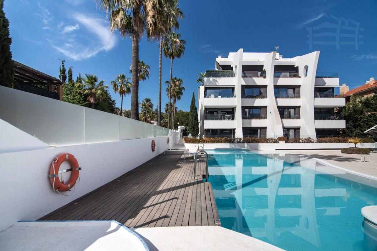 Venta de duplex en Dúplex en Calle de la Gaviota, 159, Marbesa, Marbella, Marbella photo 1
