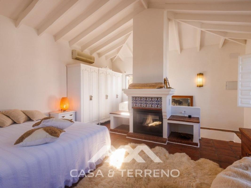 Properties for sale and rent in Spain photo 4