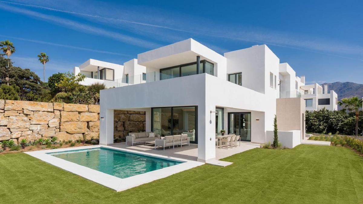 Properties for sale and rent in Spain photo 4