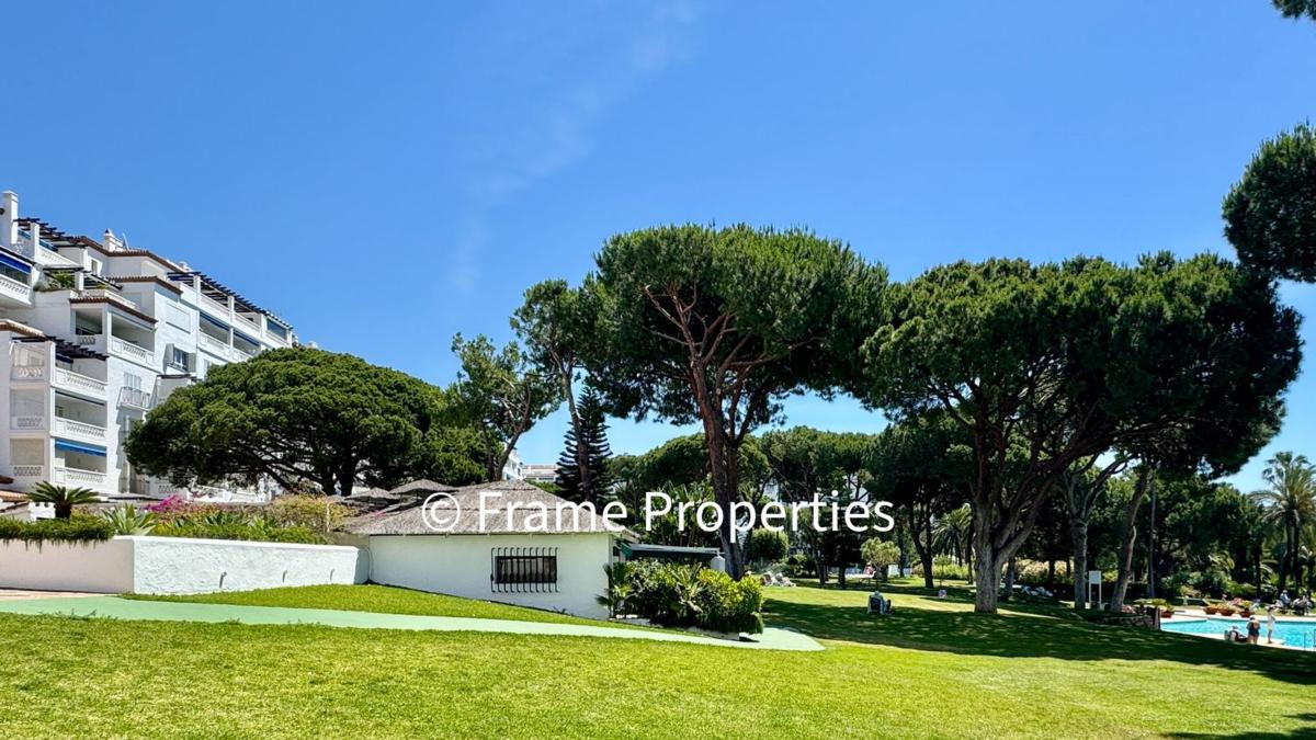 Venta de piso en Piso en Playas Del Duque, Puerto Banús, Marbella, Marbella
photo 2