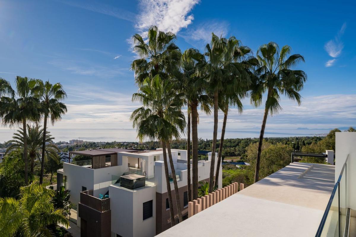 Properties for sale and rent in Spain photo 2