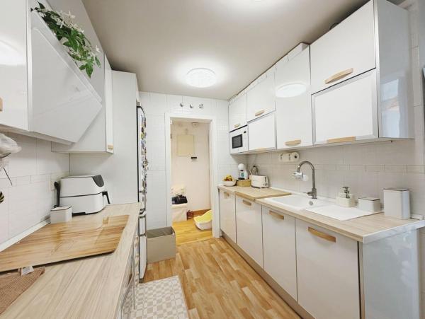 Venta de piso en Piso en El Consul - El Romeral, Málaga, Málaga
 photo 3