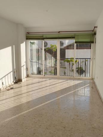 Venta de piso en Piso en Plaza de la Constitución, 16, Zona Puerto Deportivo, Fuengirola, Fuengirola
 photo 2