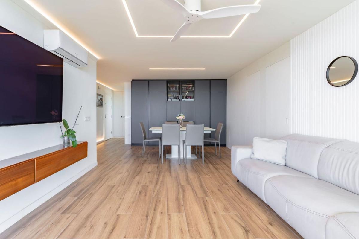 Venta de piso en Piso en Rio Real, Marbella, Marbella
photo 5