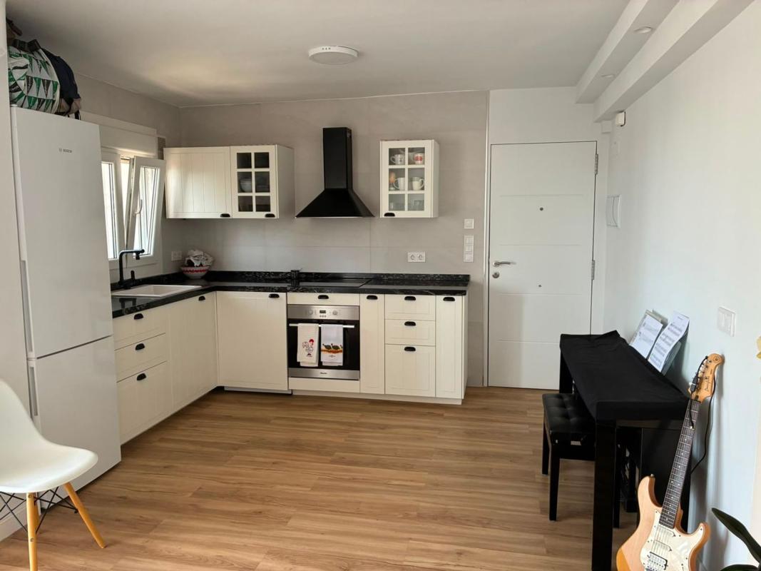 Venta de piso en Piso en Plaza Samaniego, Rodeo Alto-Guadaiza-La Campana, Marbella, Marbella
photo 1