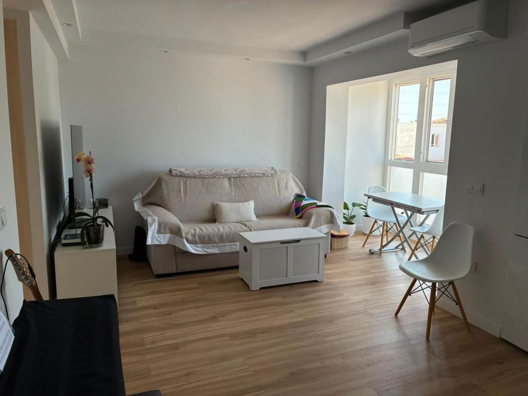 Venta de piso en Piso en Plaza Samaniego, Rodeo Alto-Guadaiza-La Campana, Marbella, Marbella
photo 4