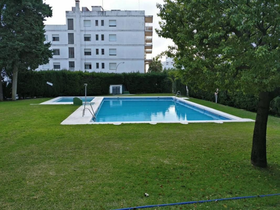 Venta de piso en Piso en Calle Barquilla, 3, La Puya - La Ermita, Marbella, Marbella
photo 4