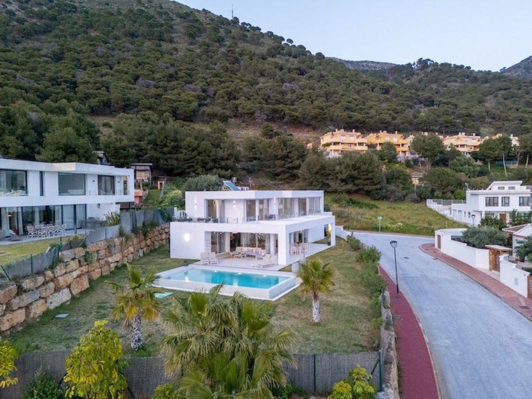 Propiedades en venta y alquiler en España photo 3